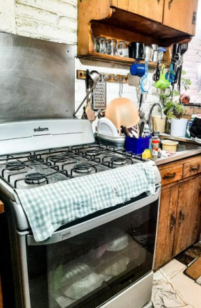 Casa sencilla amueblado para huéspedes de paso